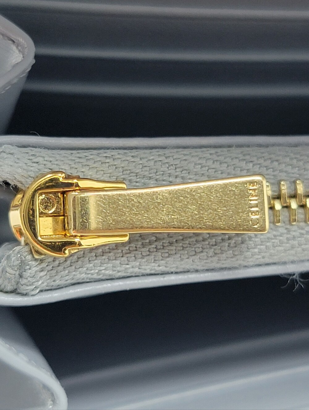 CELINE Large Triomphe Long Wallet in Shiny Calfskin - Picture 6 of 10